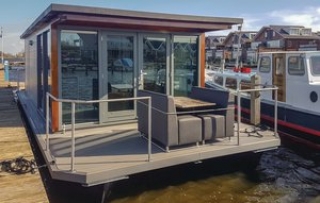 Hausboot Meerparel - Havenlodge in Uitgeest Holland