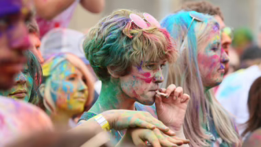 Die 10 spannendsten Holi-Feste in Deutschland Farbenfrohe Erlebnisse ??