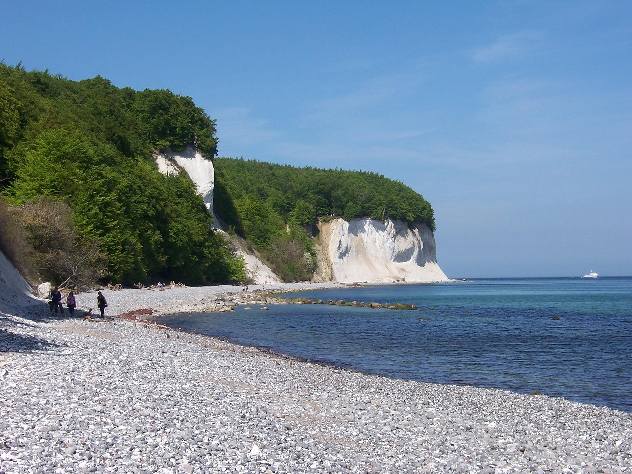 Top 10 Außergewöhnliche Kurztrips mit Kindern in Deutschland 3 Kreidefelsen auf Rügen - Außergewöhnliche Kurztrips mit Kindern in Deutschland