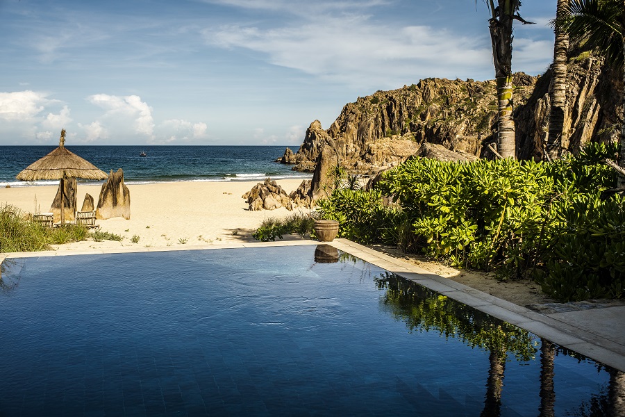 Luxushotel Vietnam: Zannier Hotels Bai San Ho in Phu Yen 🌴 2 Luxushotel Vietnam-Zannier Bãi San Hô - Beach Pool Villa Exterior 10 - ©️ Frederik Wissink for Zannier Hotels