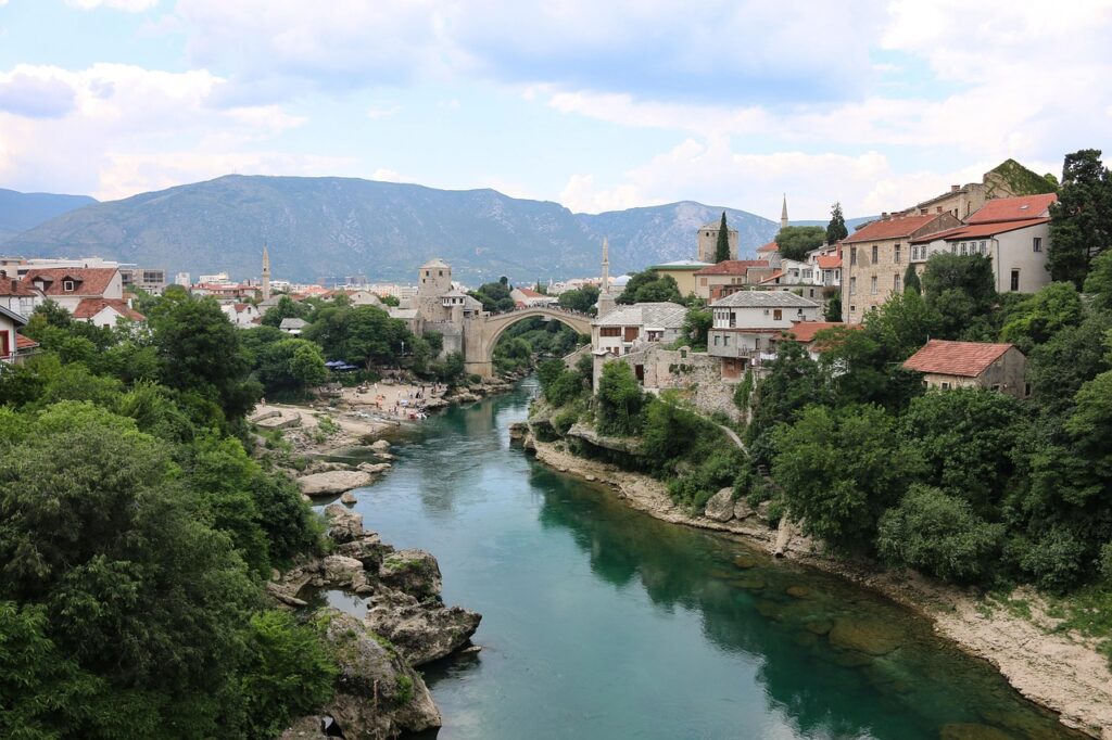 Geheimtipps Europa Urlaub: 10 versteckte Perlen für deinen Reisen 8 Mostar, Bosnien und Herzegowina Geheimtipps Europa