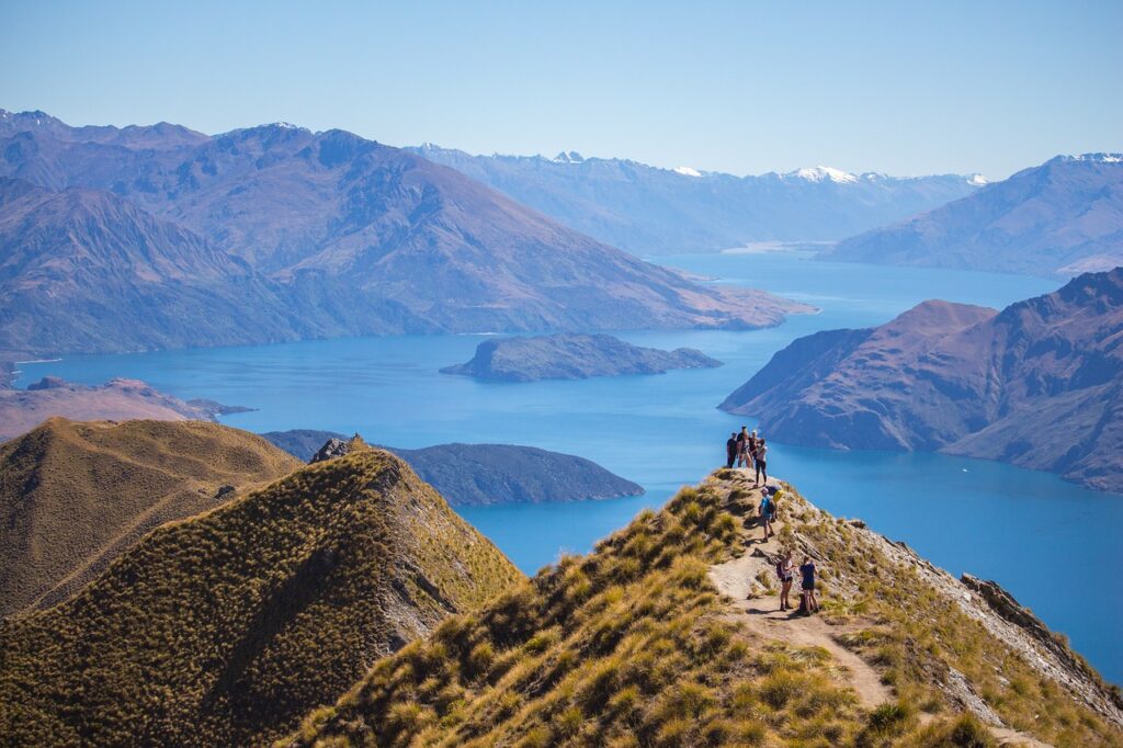 Top 10 Außergewöhnliche Reiseziele für 2025 Weltweit 🌍 8 Top 10 Außergewöhnliche Reiseziele Weltweit-Neuseeland